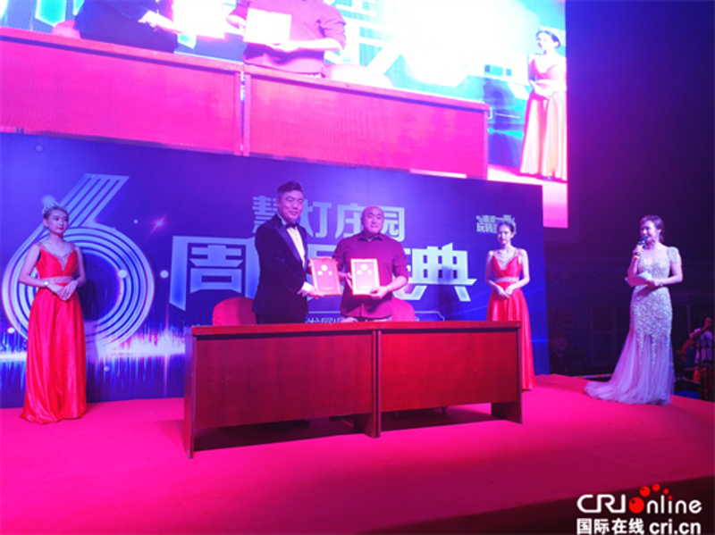 共享喜悦:庆典演出如何点亮盛大的节日